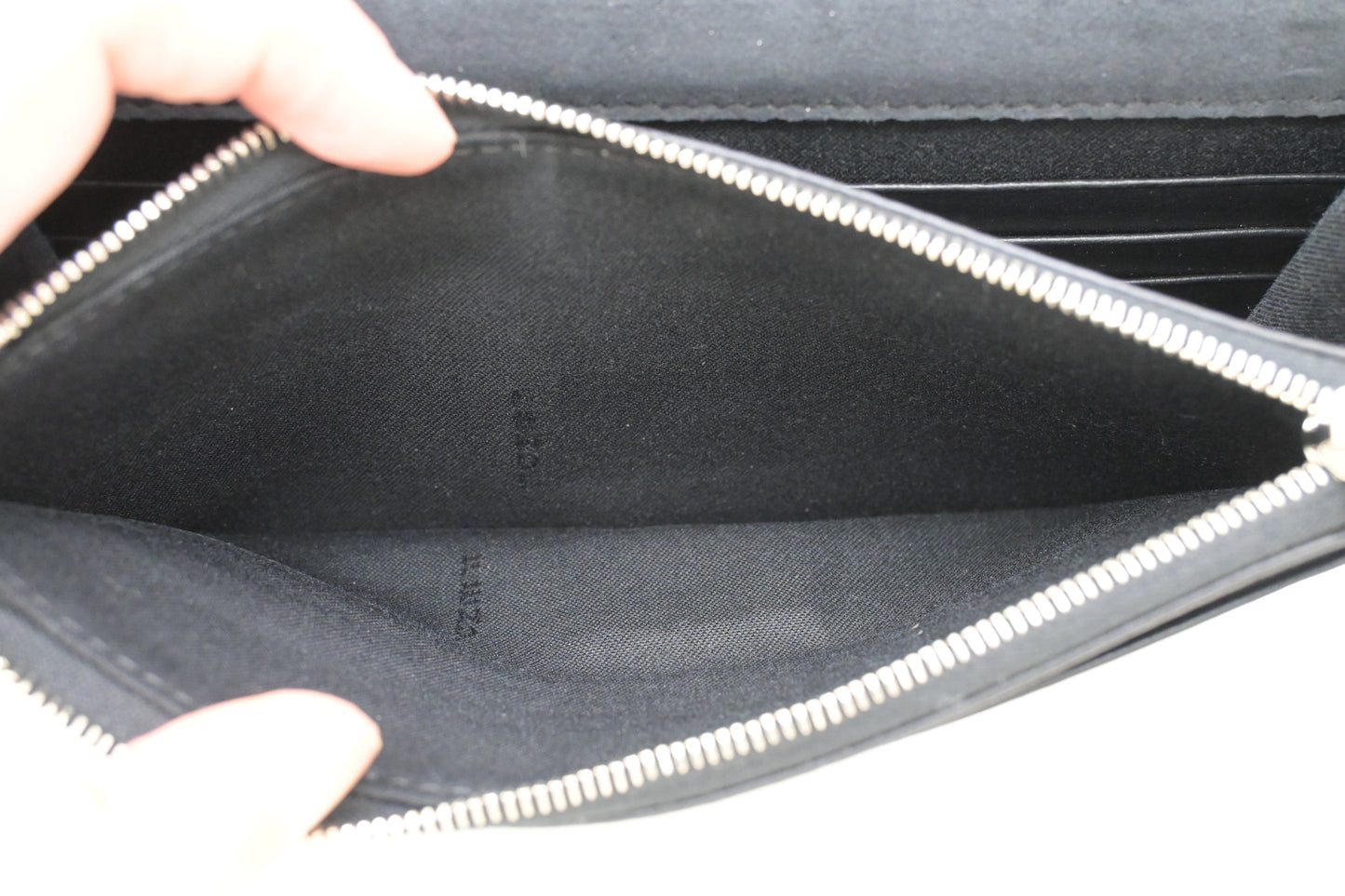 Fendi Hypnoteyes Clutch on Chain in Black Leather