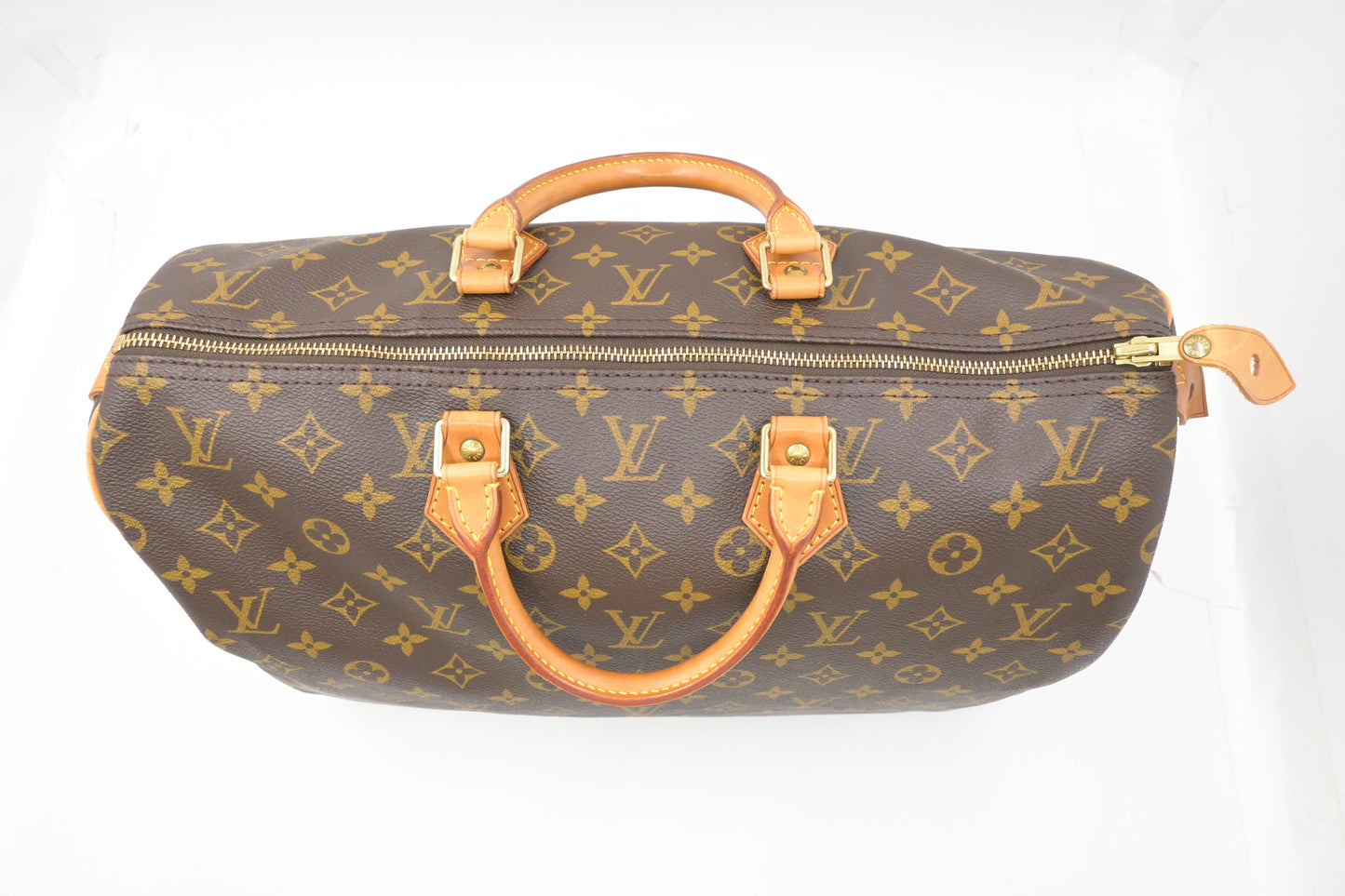 Louis Vuitton Speedy 40 in Monogram Canvas