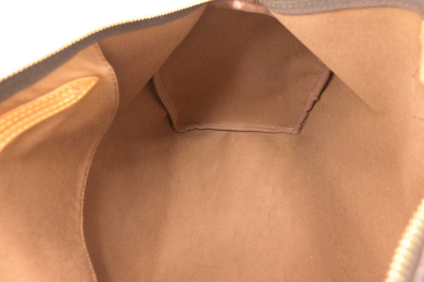 Louis Vuitton Speedy 40 in Monogram Canvas