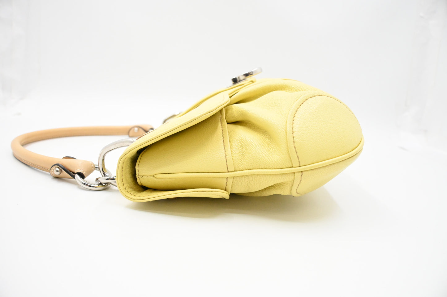Ferragamo Shoulder Bag in Pale Yellow Leather