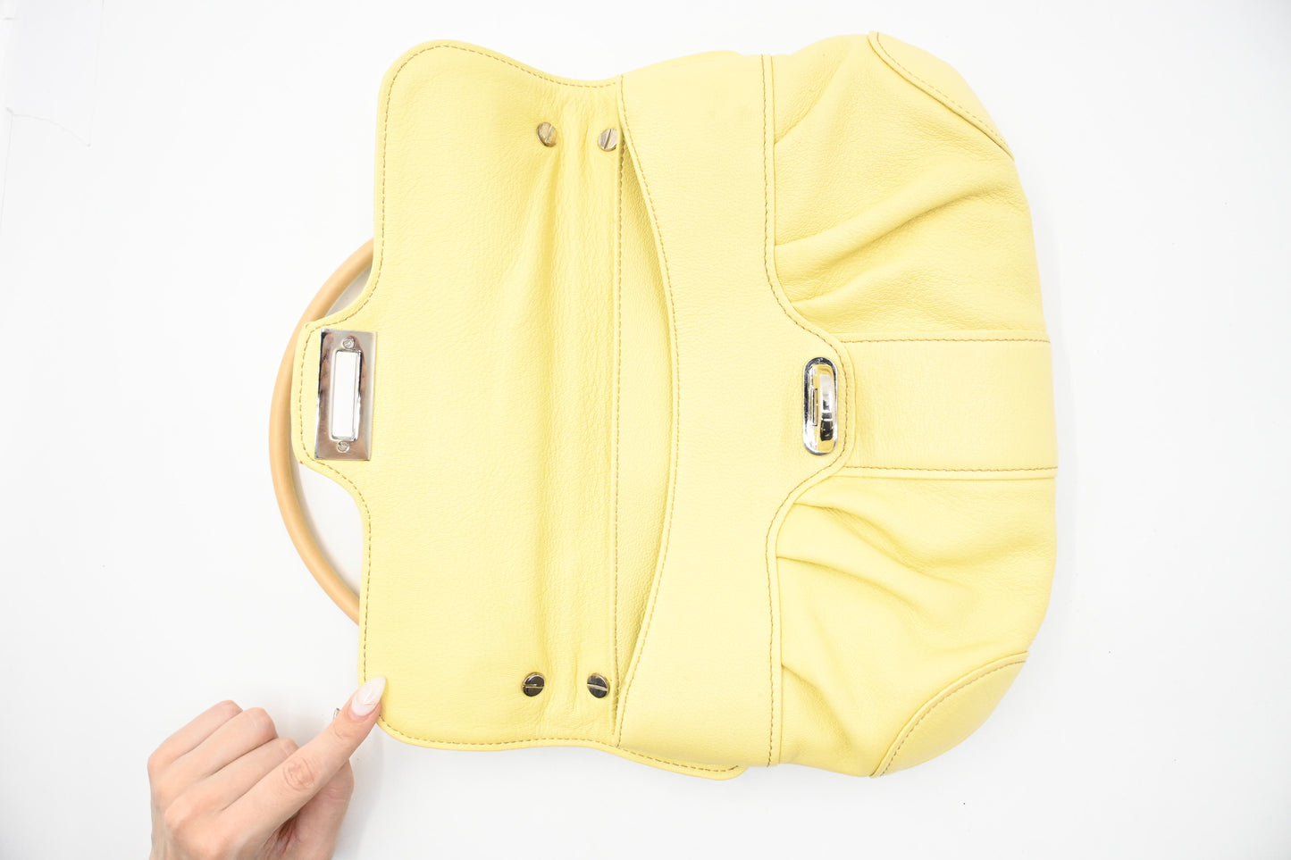 Ferragamo Shoulder Bag in Pale Yellow Leather