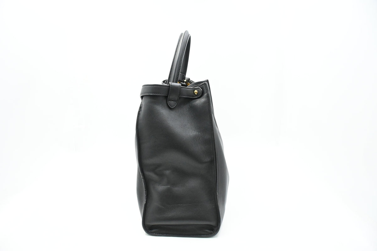 Fendi Large Peekaboo in Black Leather
