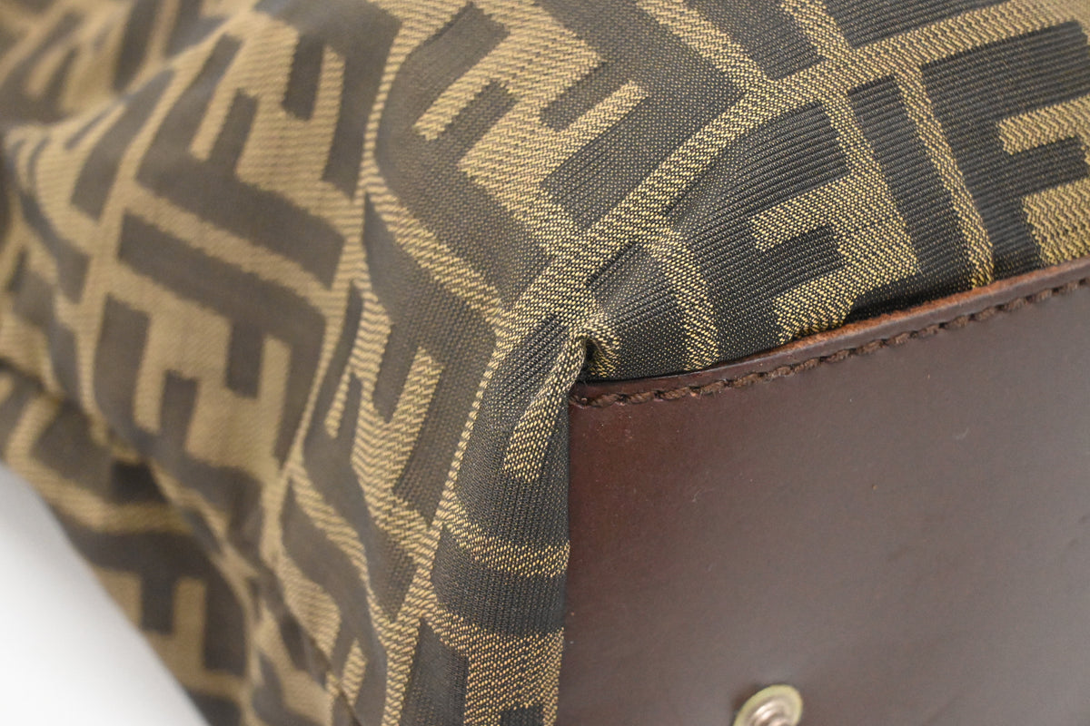 Fendi Foldable Handbag in Zucca Canvas