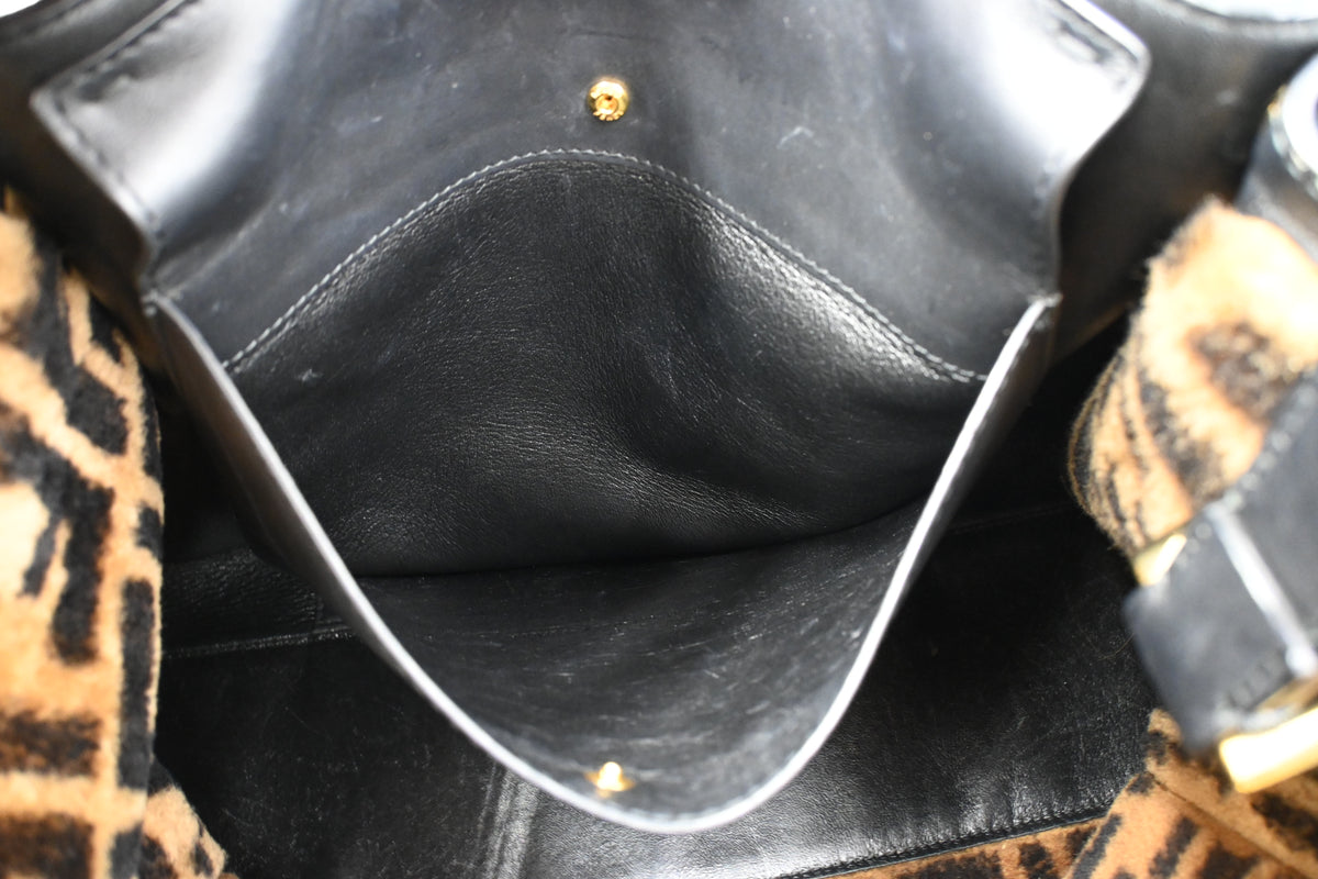 Fendi Large Peekaboo in Black Leather