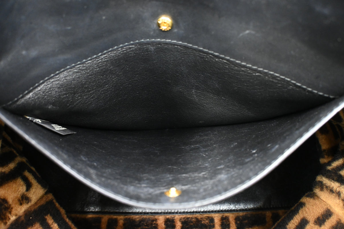 Fendi Large Peekaboo in Black Leather