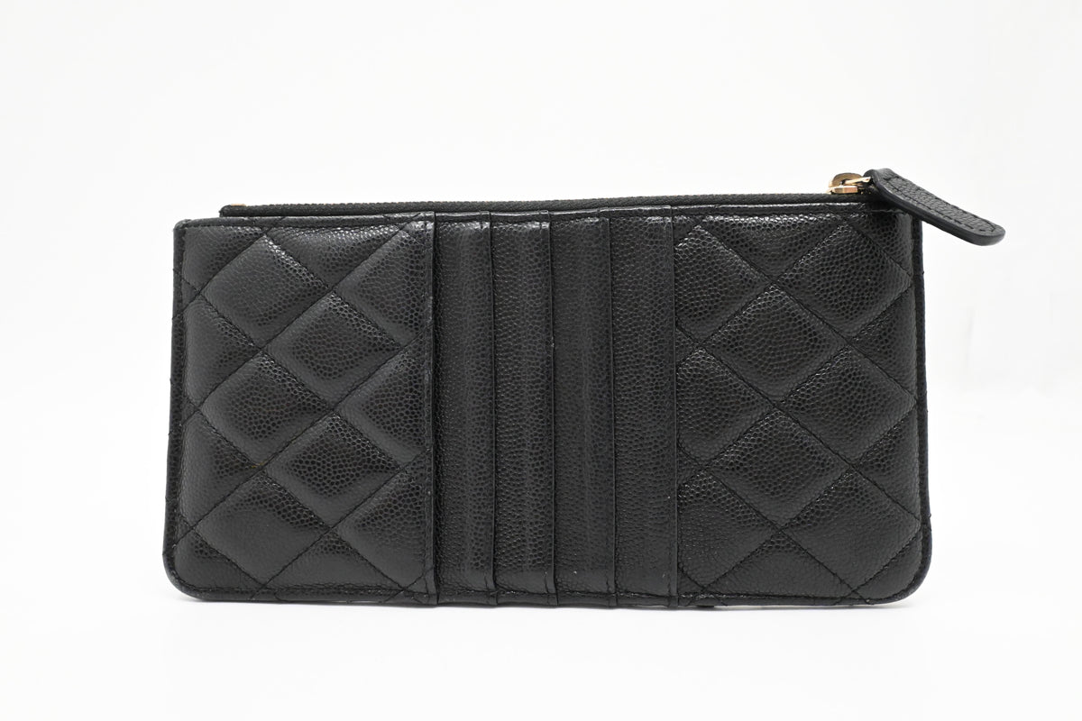 Chanel Case in Black Matelassé Caviar Leather