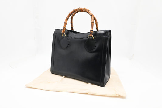 Gucci Medium Diana in Dark Blue Leather