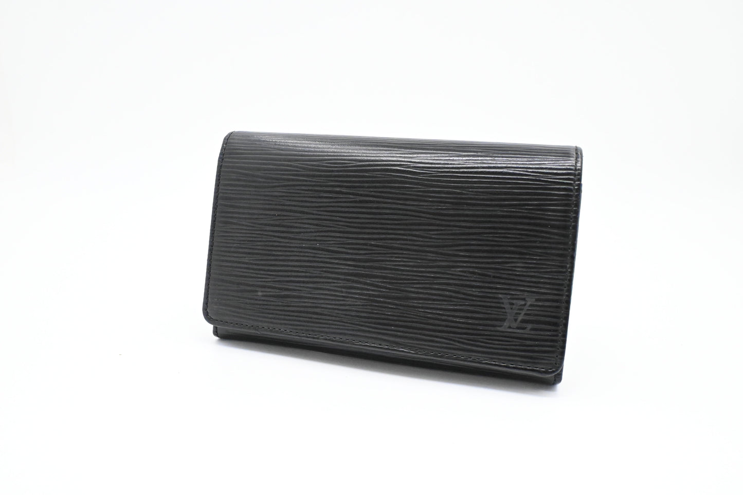 Louis Vuitton Trésor Wallet in Black Epi Leather