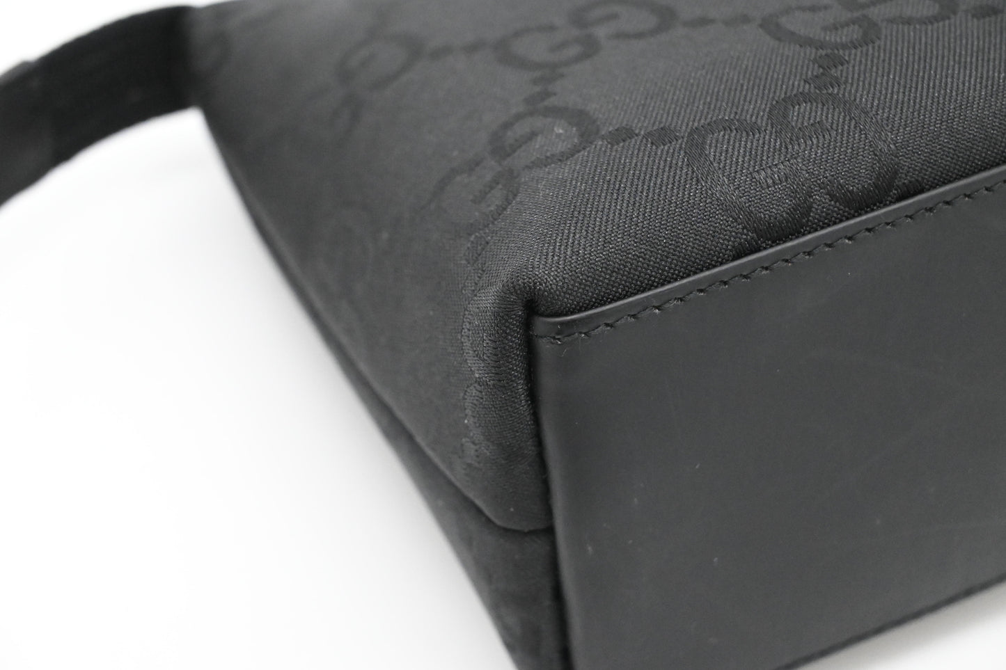 Gucci Pouch in Black Canvas