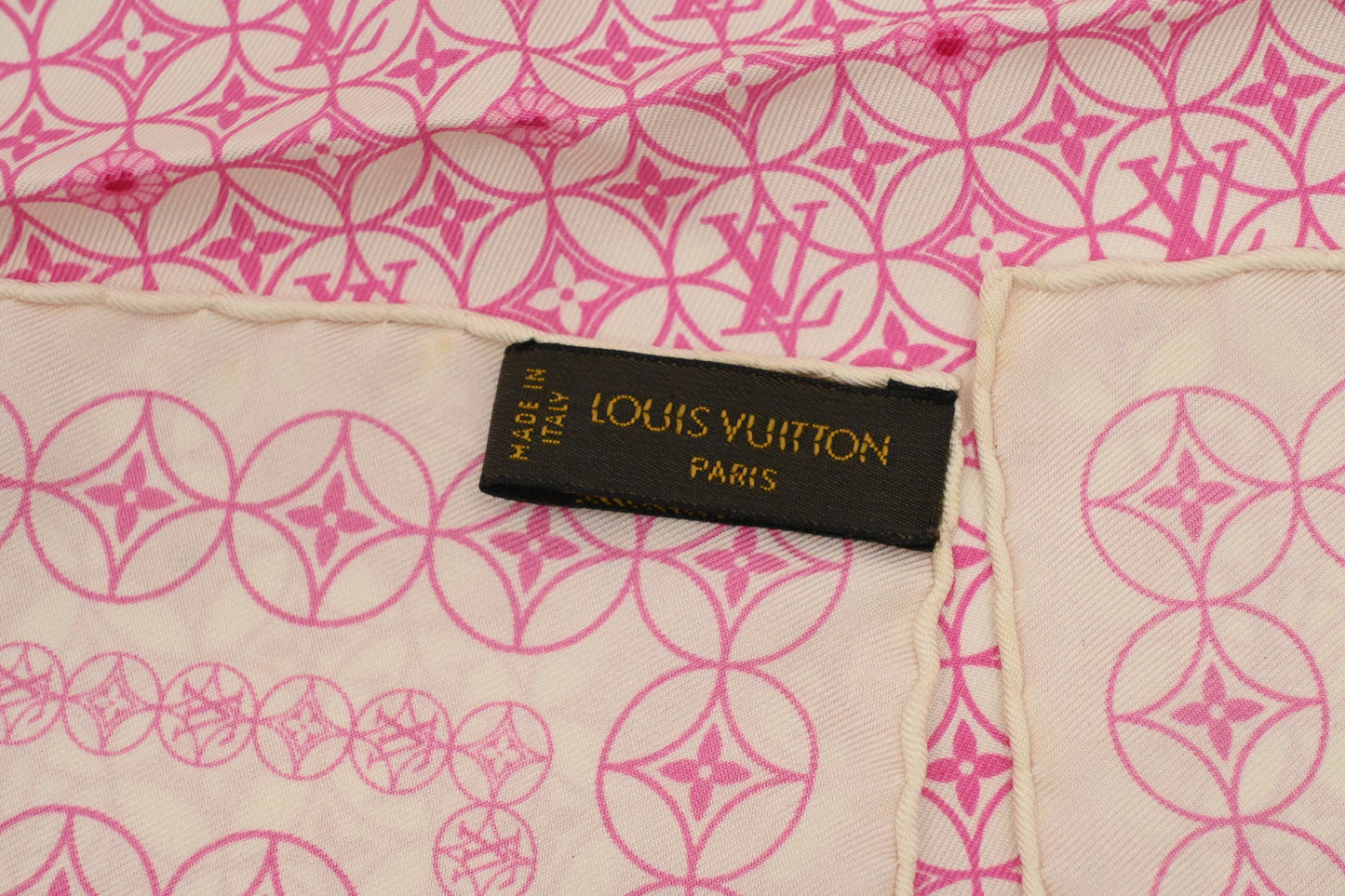 Louis Vuitton x Takashi Murakami Scarf in Pink and White Silk