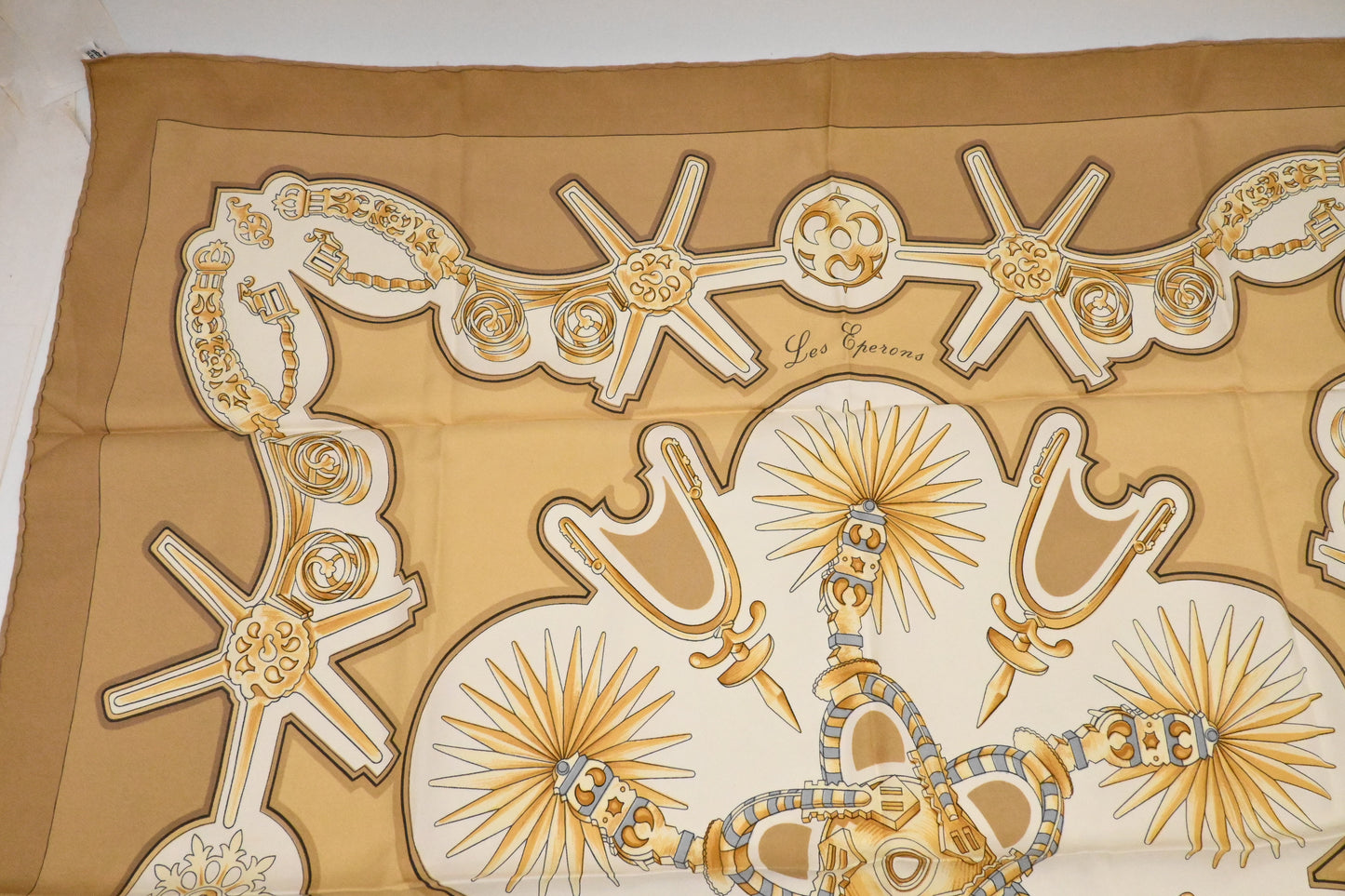 Hermes 'Les Esperons' Carre 90 in Beige and White Silk