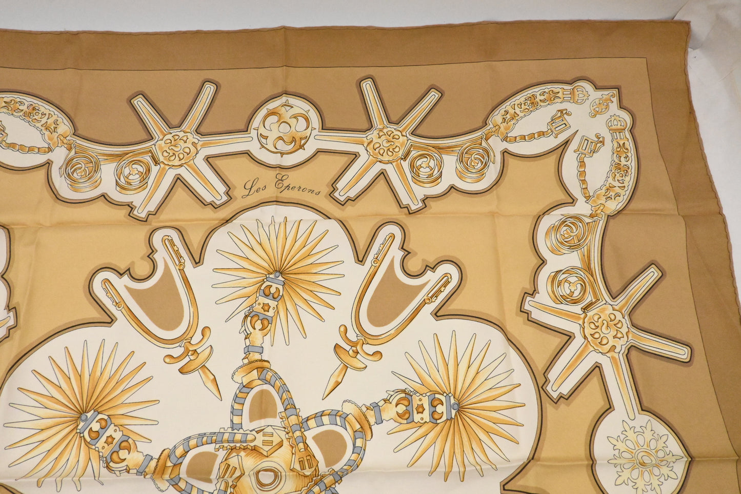 Hermes 'Les Esperons' Carre 90 in Beige and White Silk