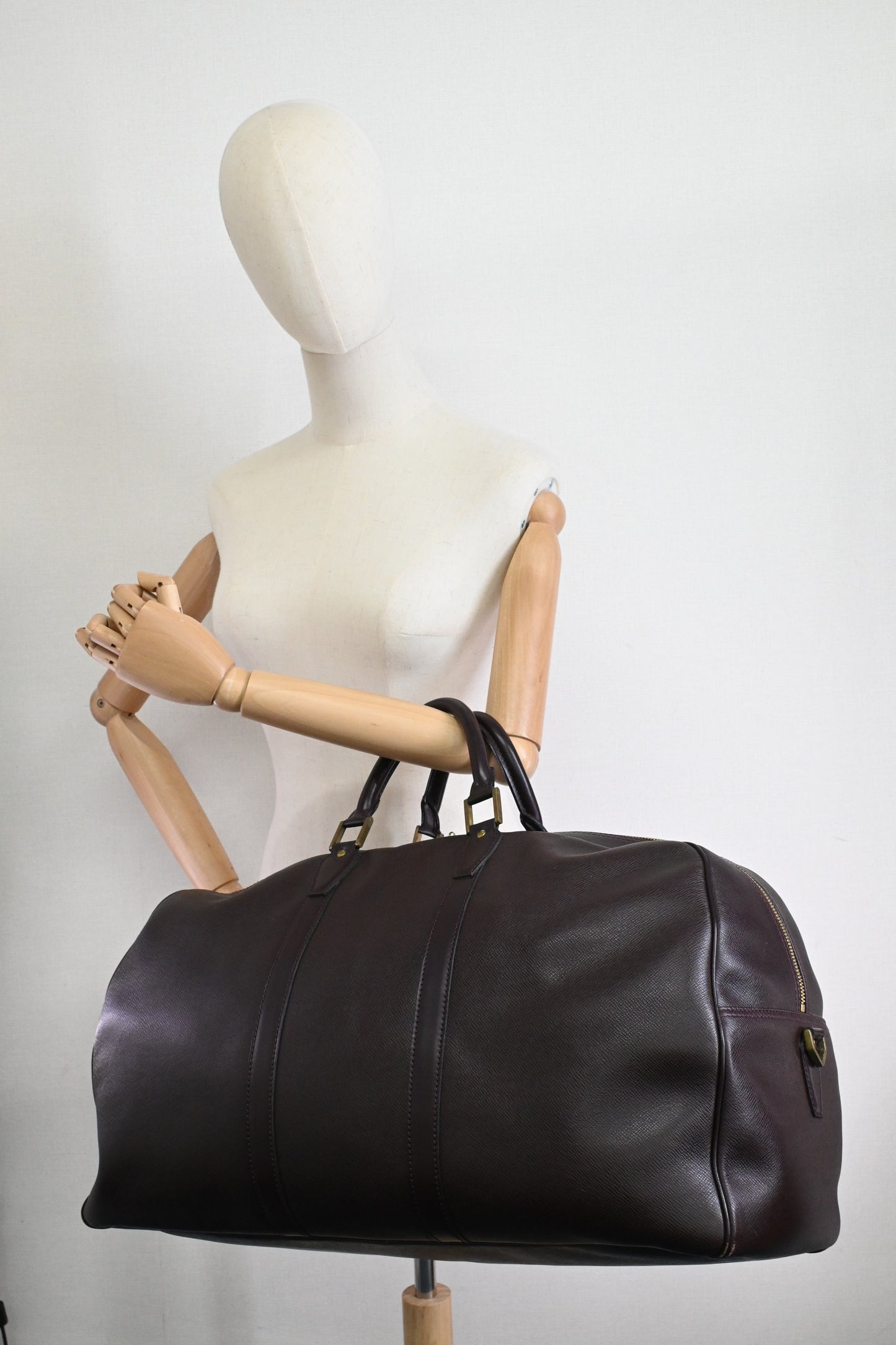 Louis Vuitton Kendall GM in Bordeaux Taiga Leather