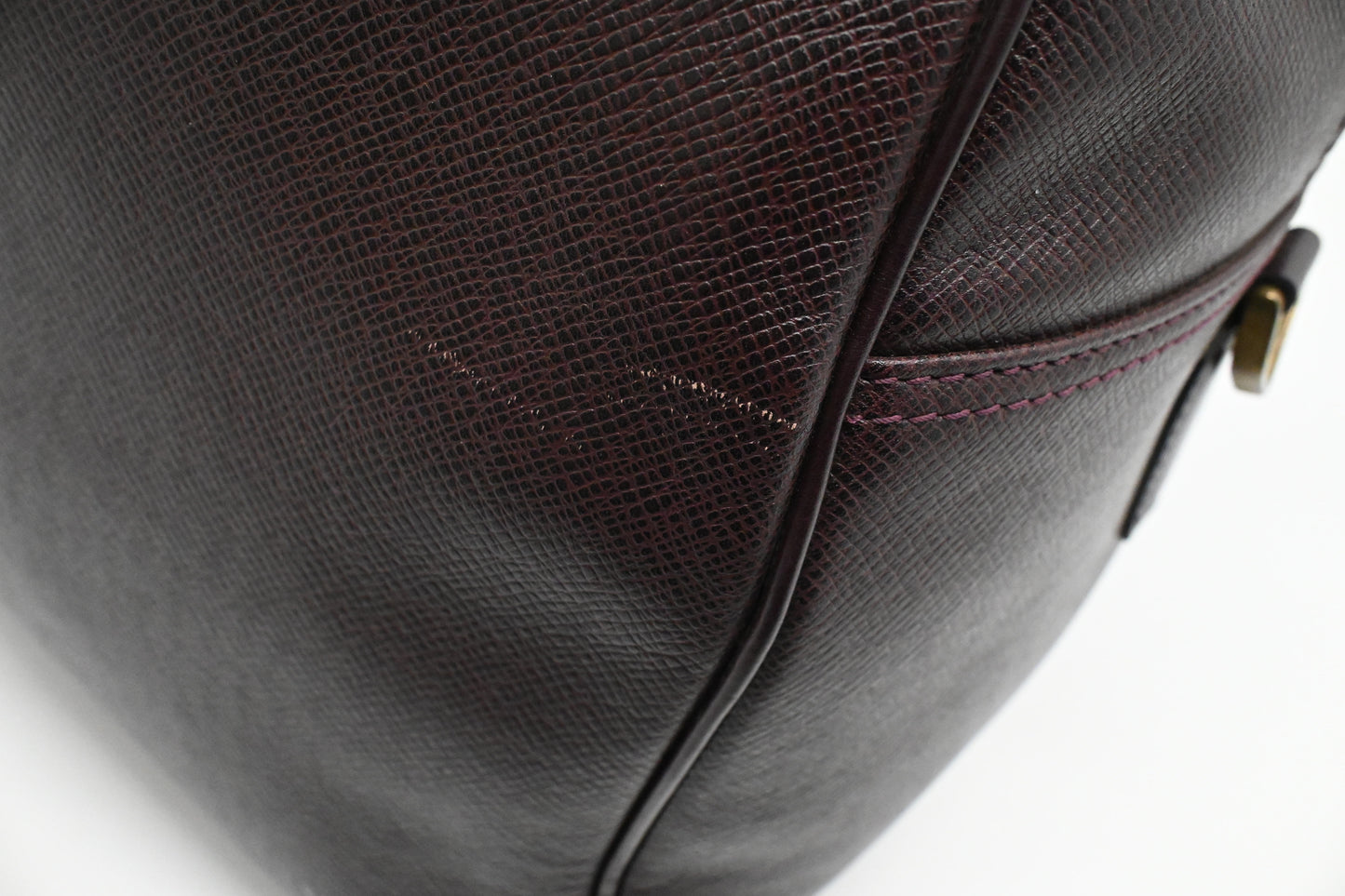 Louis Vuitton Kendall GM in Bordeaux Taiga Leather