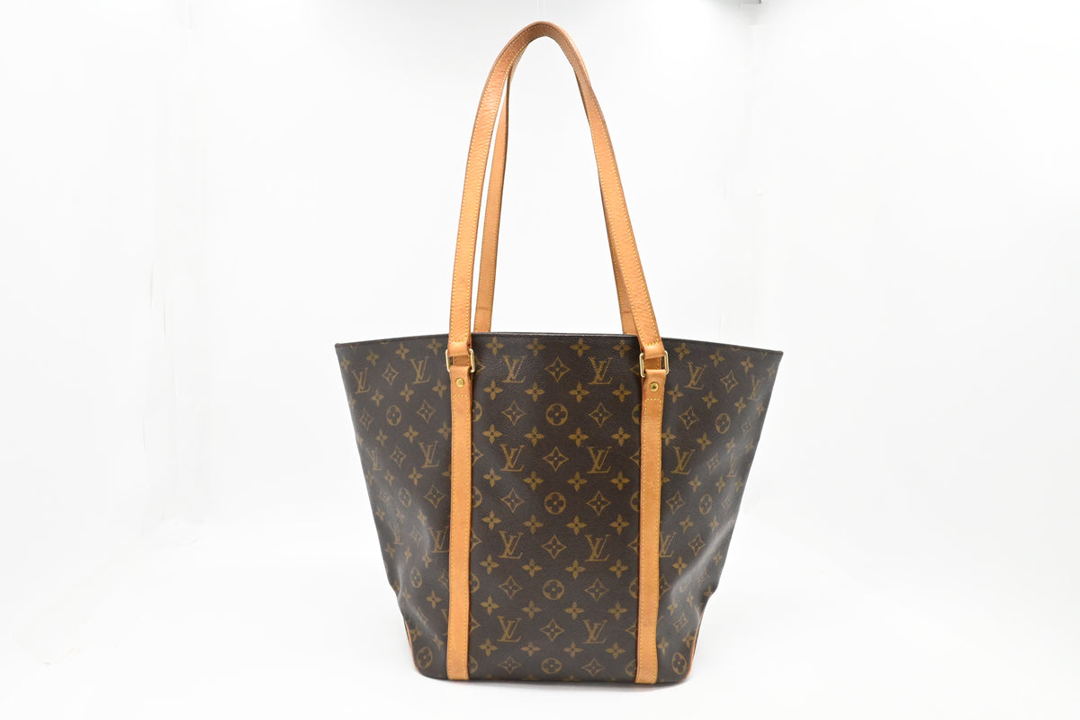 Louis Vuitton Sac Shopping 48 in Monogram Canvas