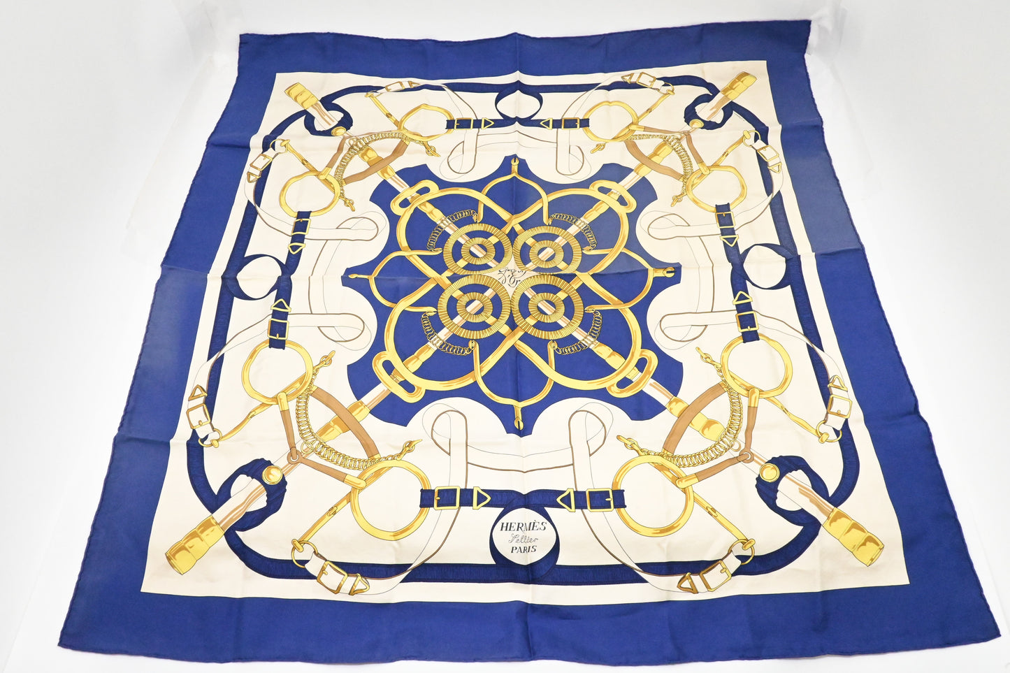 Hermes 'Eperon D'or' Carre 90 in Blue and Cream Silk