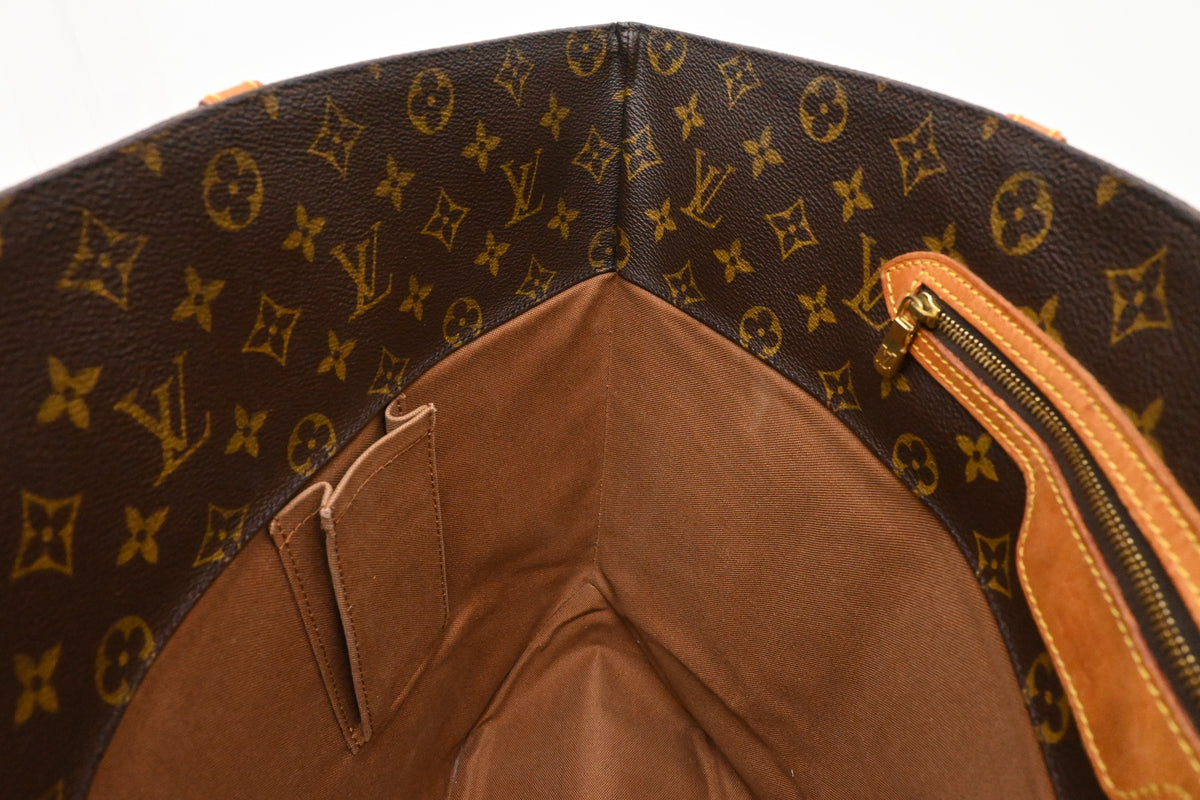 Louis Vuitton Sac Shopping 48 in Monogram Canvas