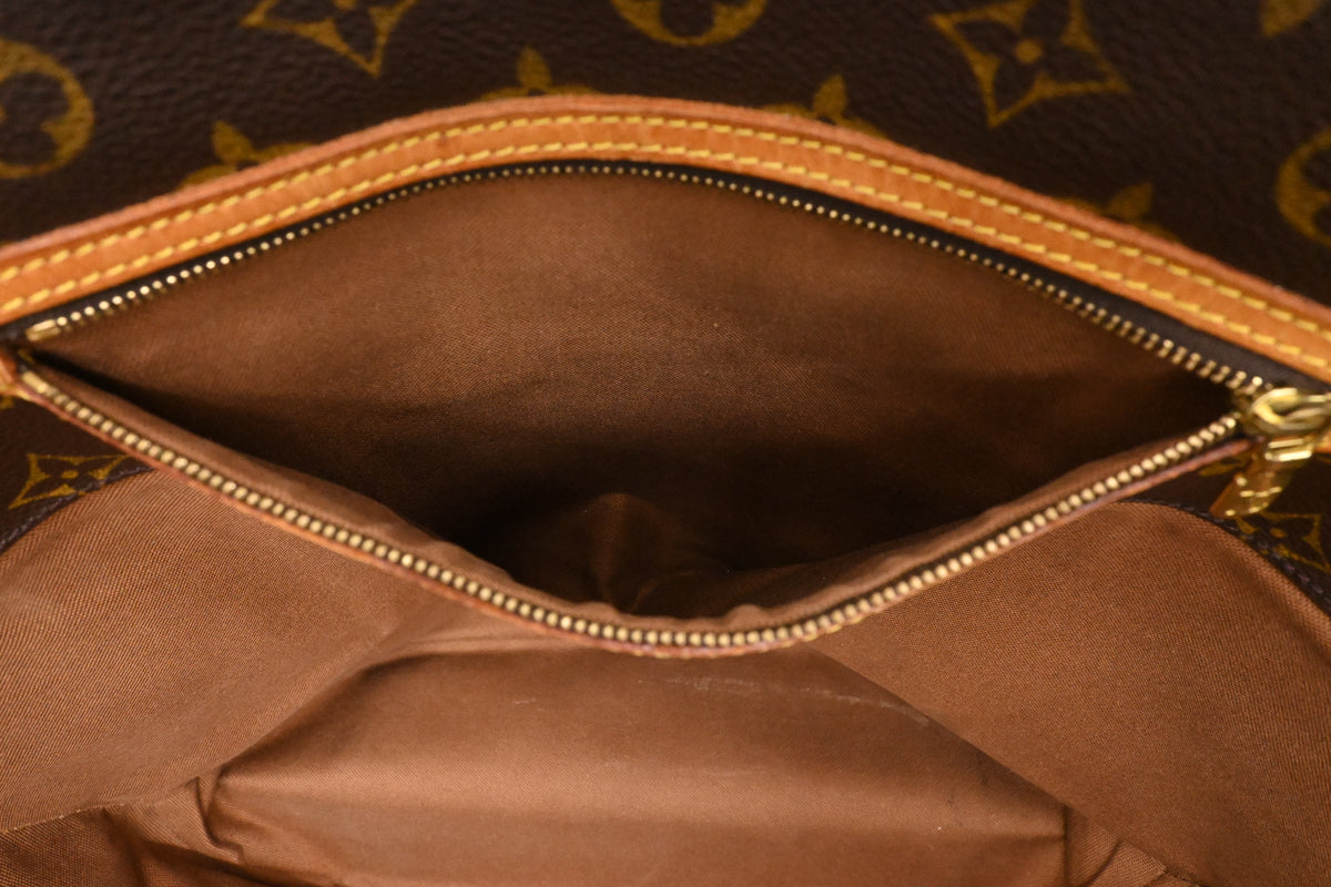 Louis Vuitton Sac Shopping 48 in Monogram Canvas