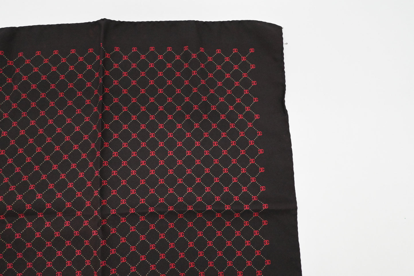 Gucci Scarf in Brown and Red Silk