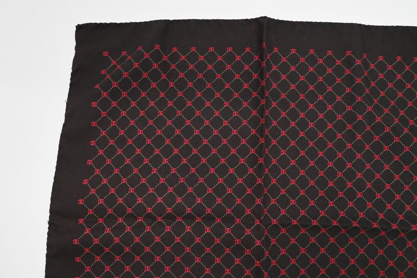 Gucci Scarf in Brown and Red Silk