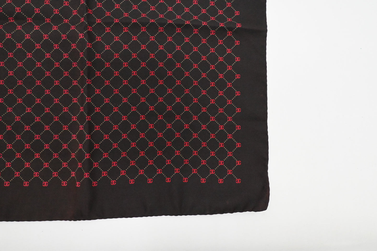 Gucci Scarf in Brown and Red Silk