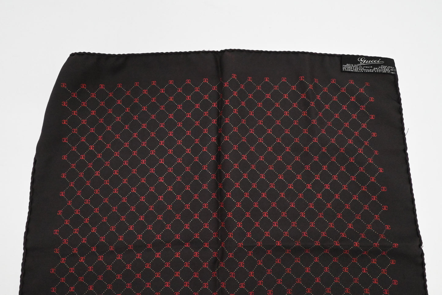 Gucci Scarf in Brown and Red Silk