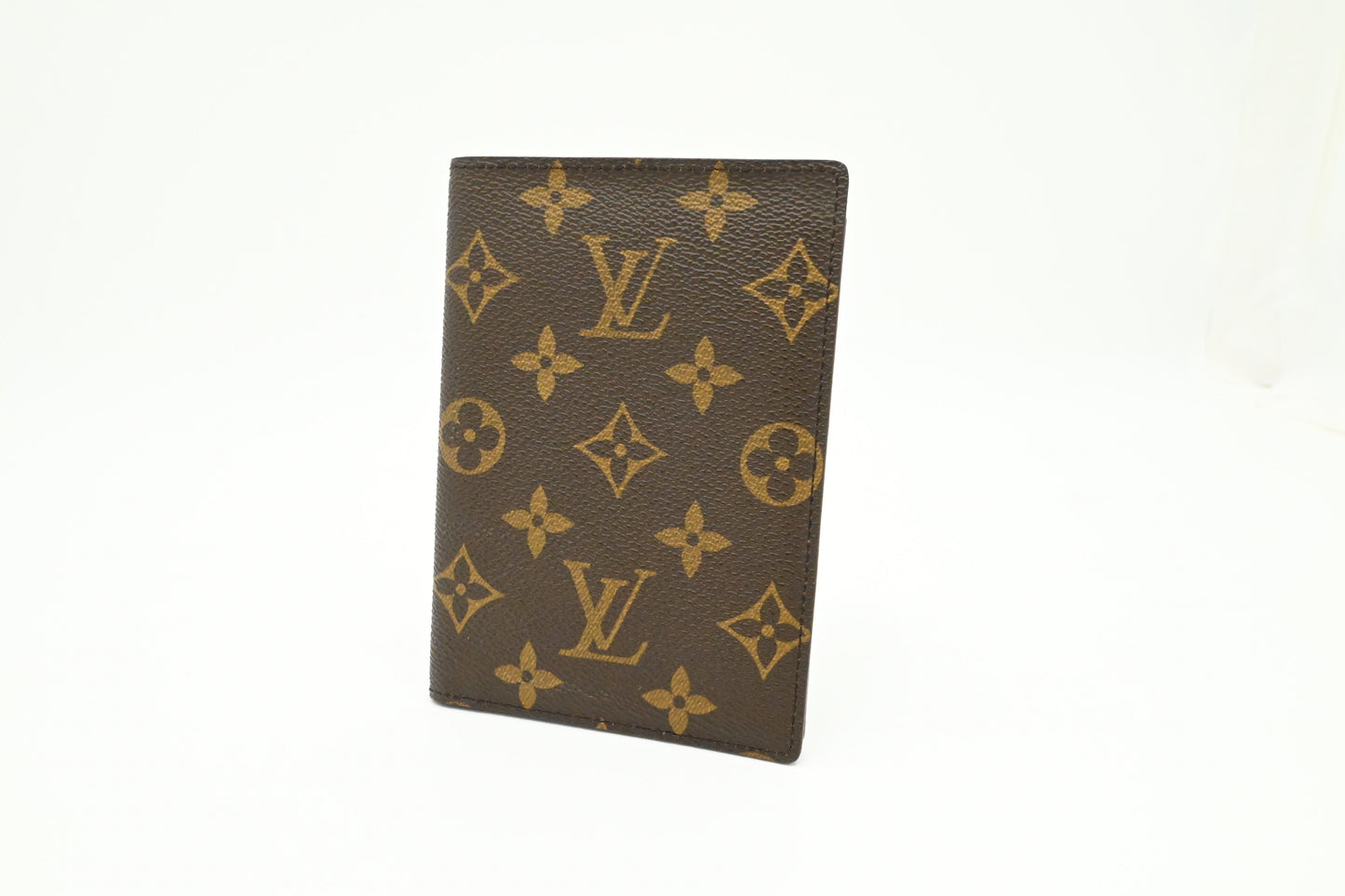 Louis Vuitton Passport Case in Monogram Canvas