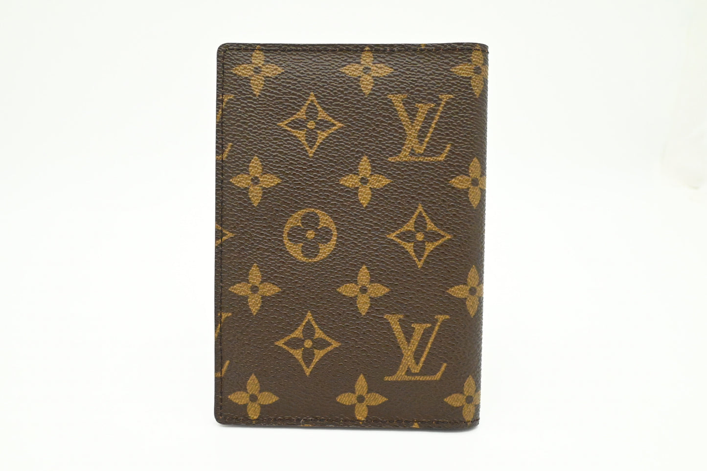 Louis Vuitton Passport Case in Monogram Canvas