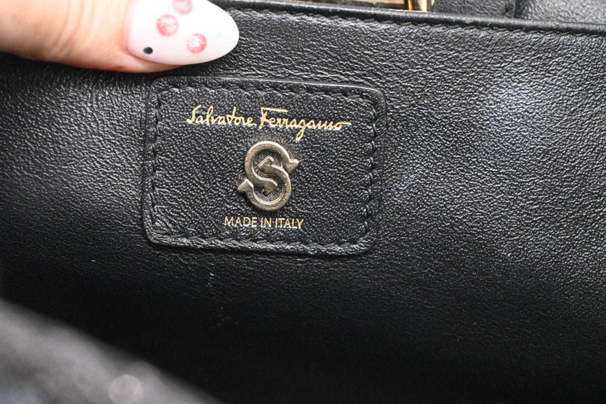 Ferragamo Chain Tote Bag in Quilted Denim