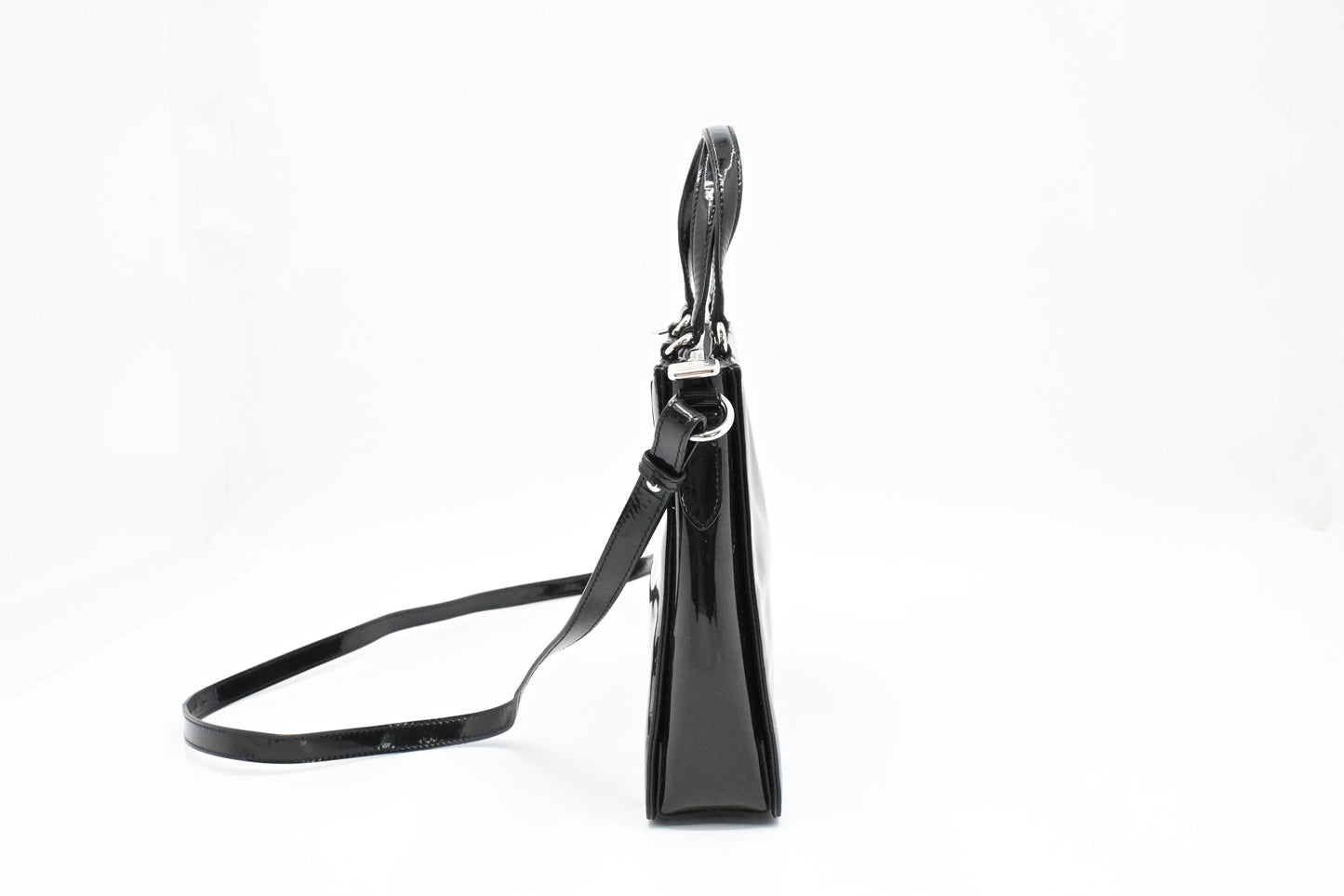 Ferragamo Vara Handbag in Black Patent Leather