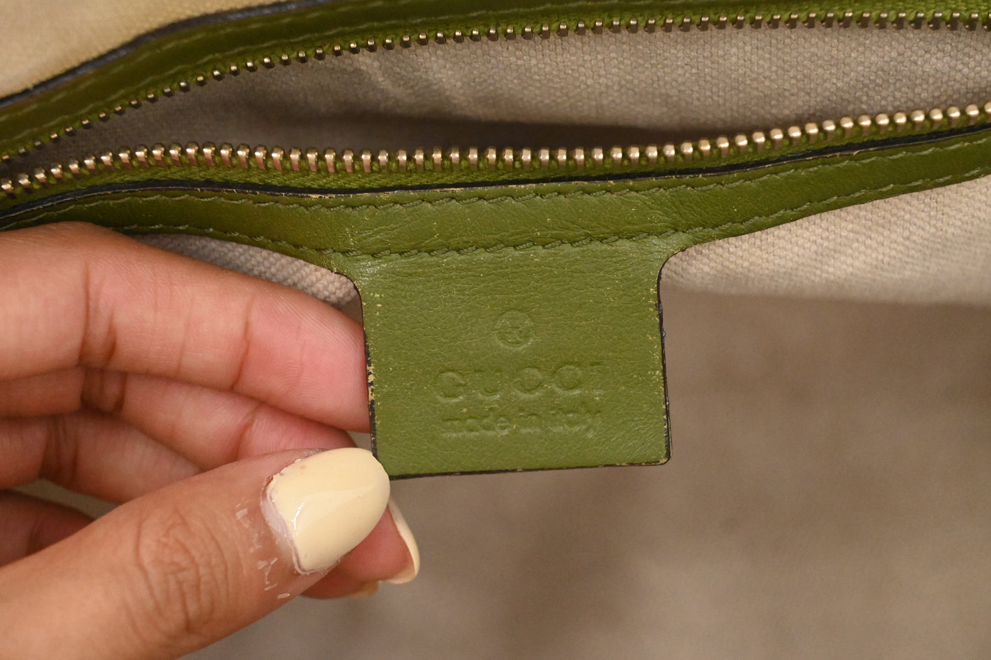 Gucci Dome Shoulder Bag in Green Micro Guccissima Leather