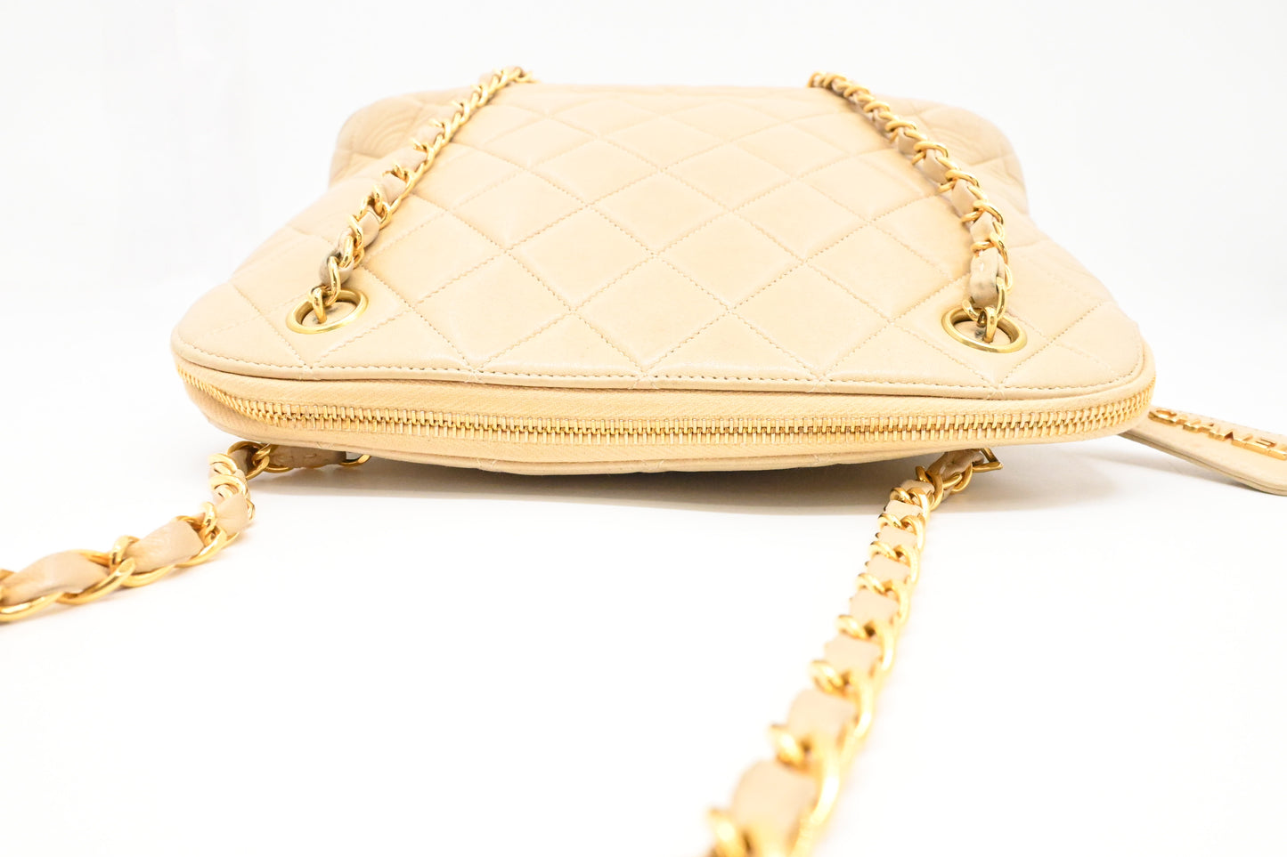 Chanel Chain Shoulder Bag in Light Beige Leather