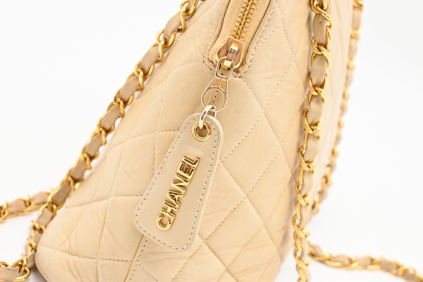 Chanel Chain Shoulder Bag in Light Beige Leather