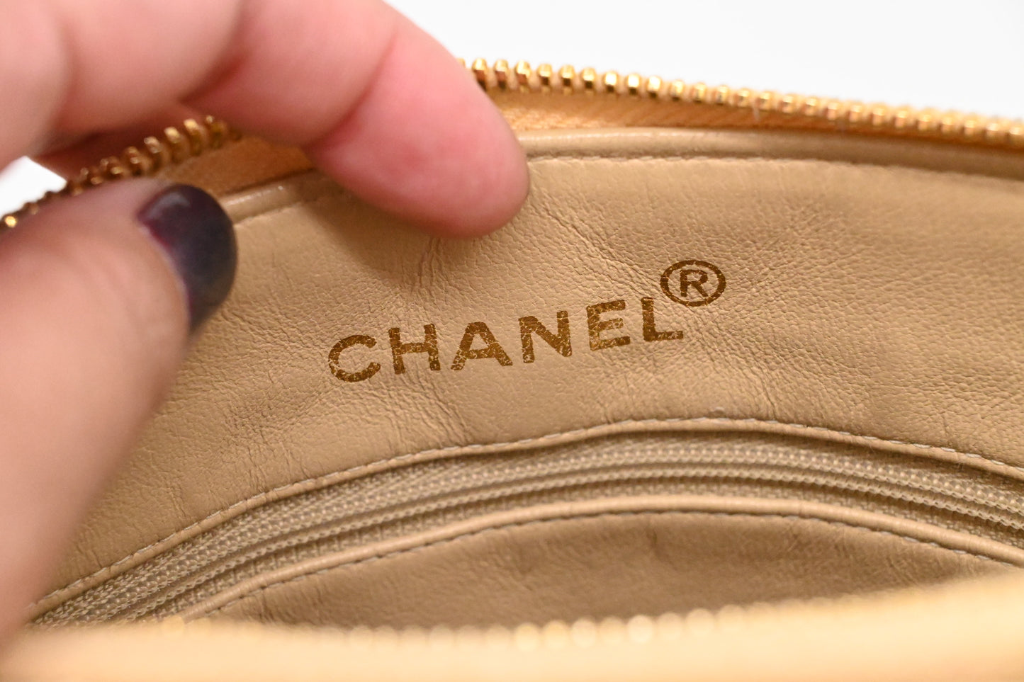 Chanel Chain Shoulder Bag in Light Beige Leather
