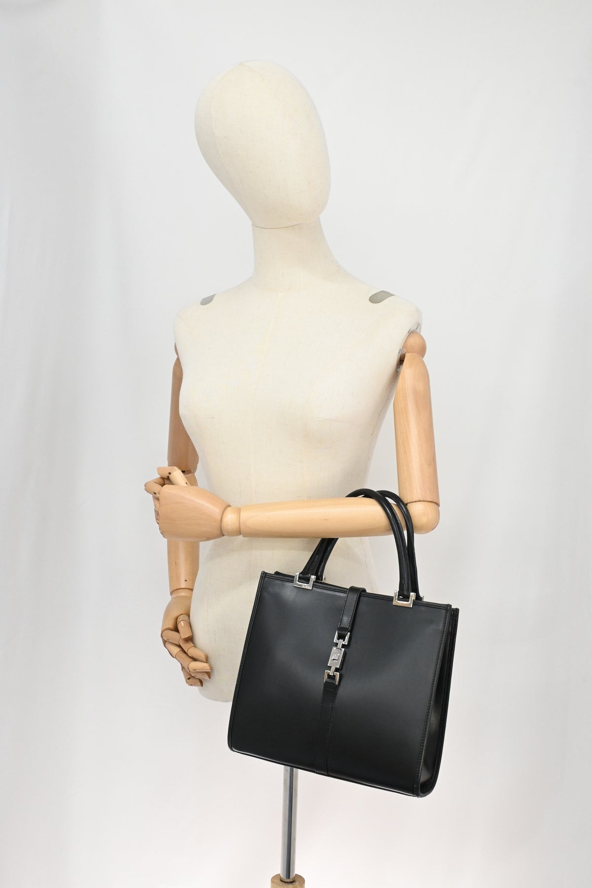Gucci Jackie Tote Bag in Black Leather
