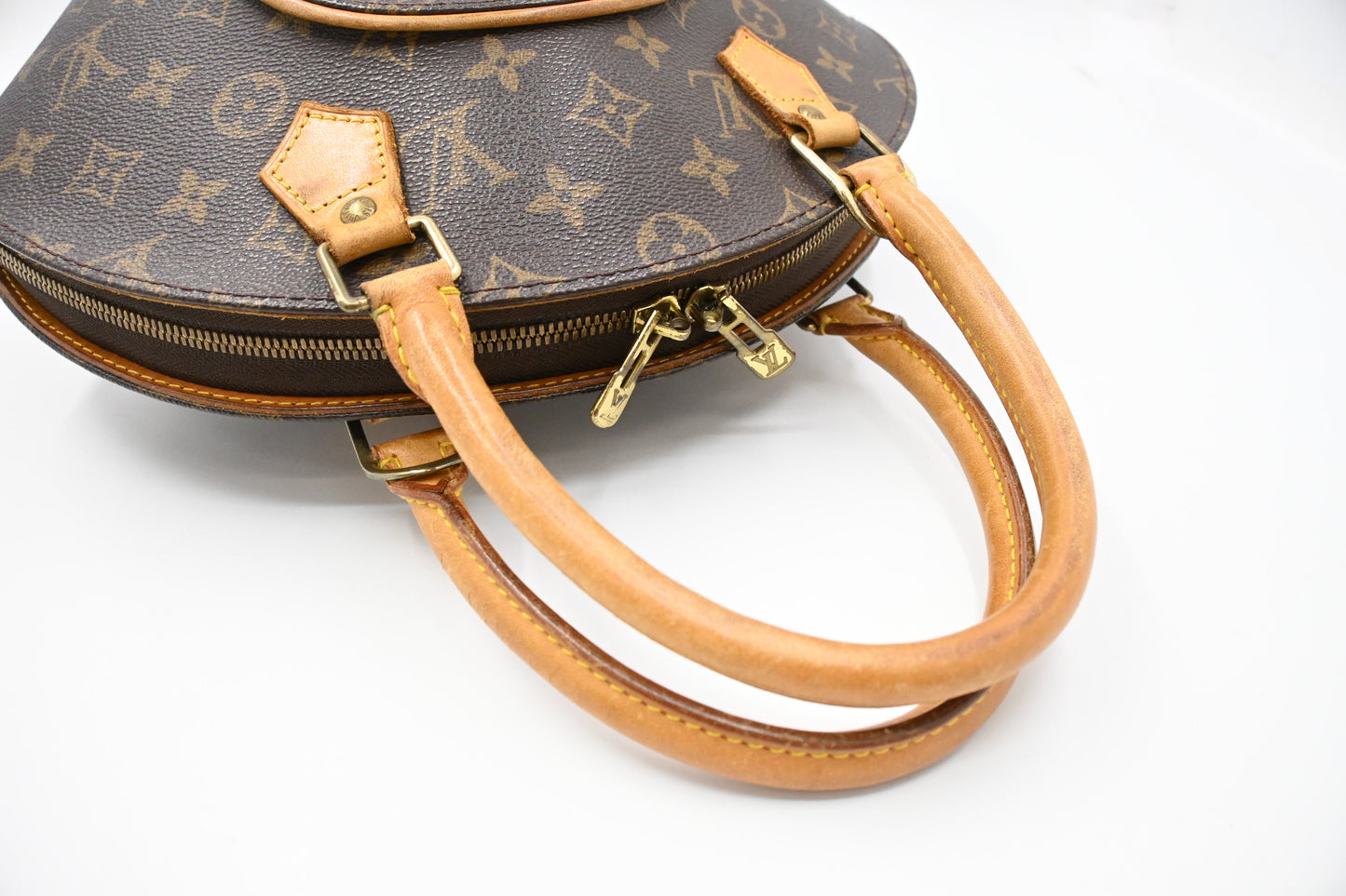 Louis Vuitton Ellipse PM in Monogram Canvas