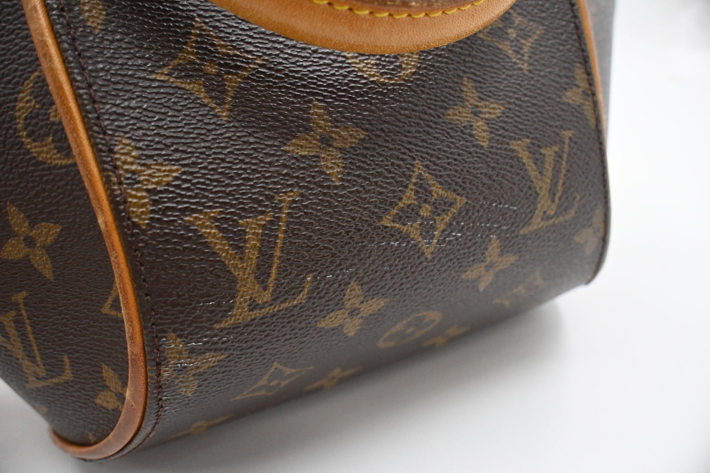 Louis Vuitton Ellipse PM in Monogram Canvas