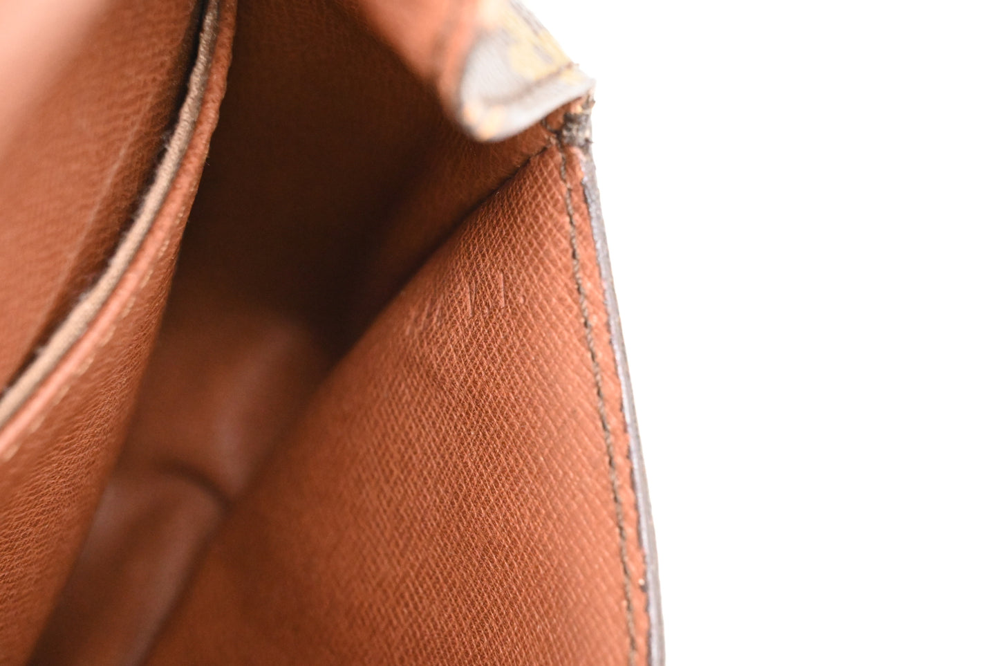 Louis Vuitton Saint Cloud PM in Monogram Canvas