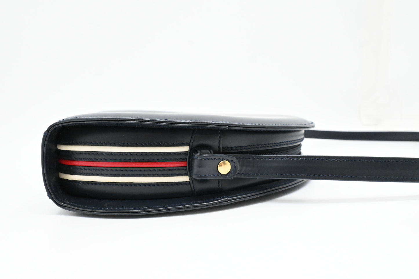 Gucci Round Shoulder Bag in Navy Blue Leather
