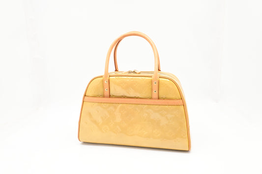 Louis Vuitton Thompkins Square in Yellow Vernis Leather