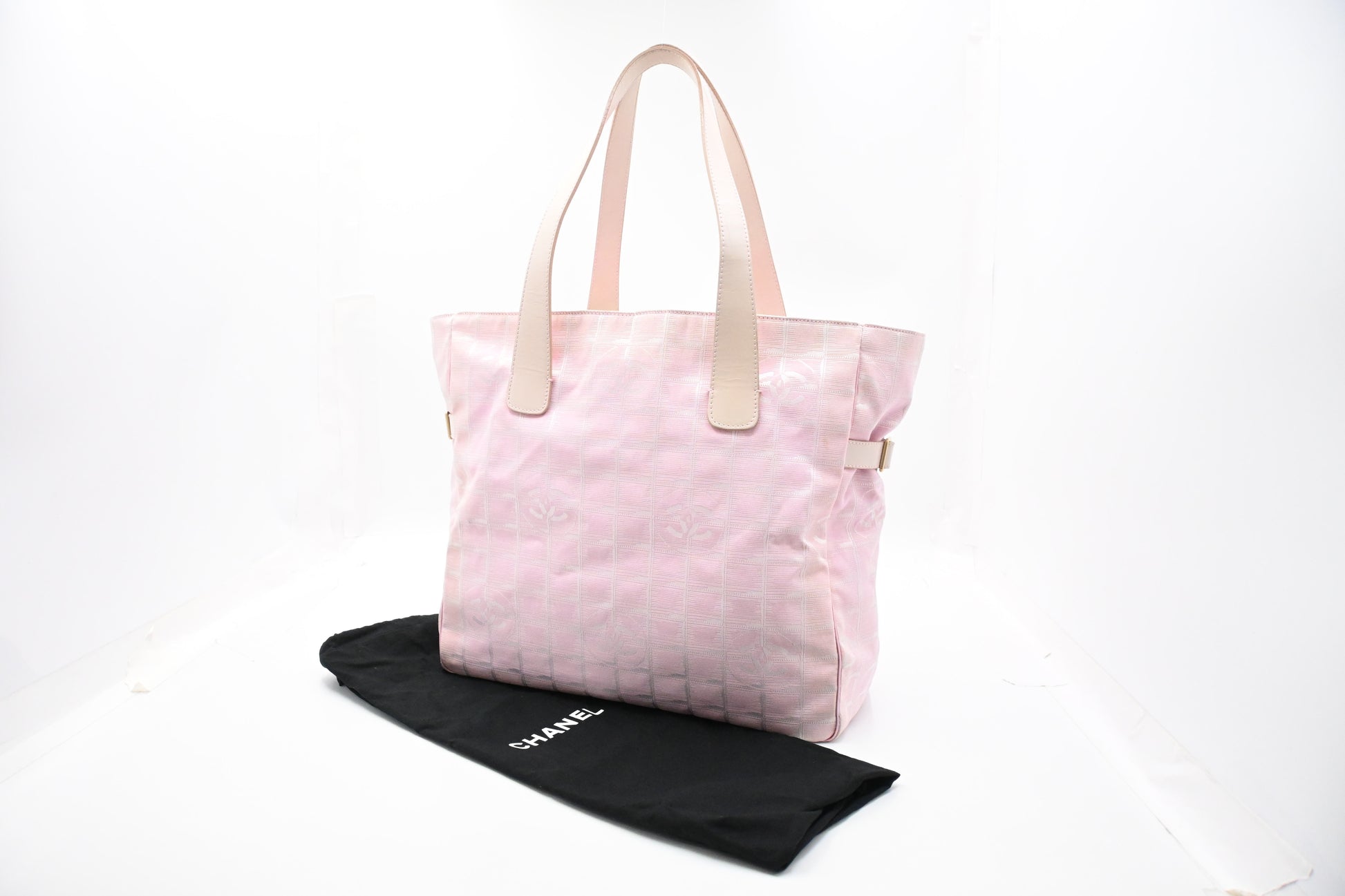 chanel travel tote bag Chanel New Travel Line Tote in Pink Canvas – Weekly Lux Drop