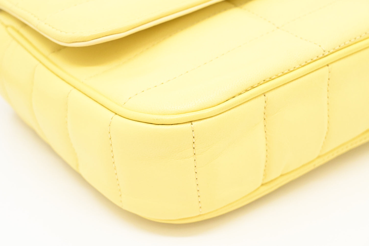 Celine Chain Shoulder Bag in Yellow Leather