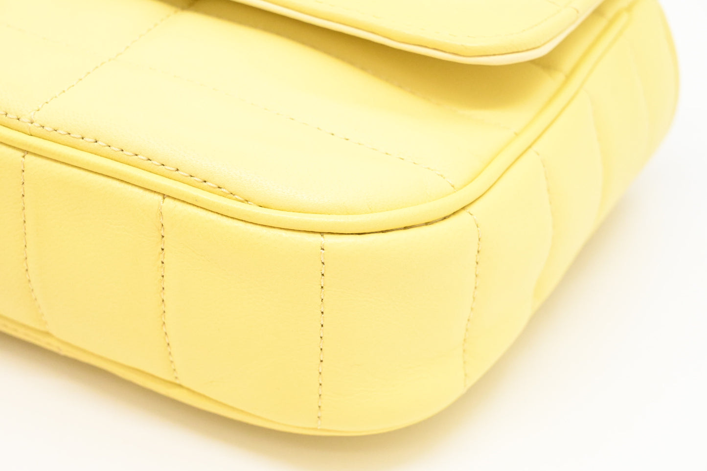 Celine Chain Shoulder Bag in Yellow Leather