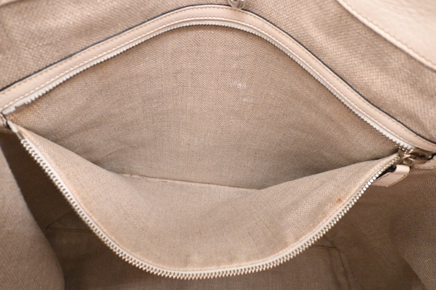 Gucci Large Tote in Raffia and White Leather