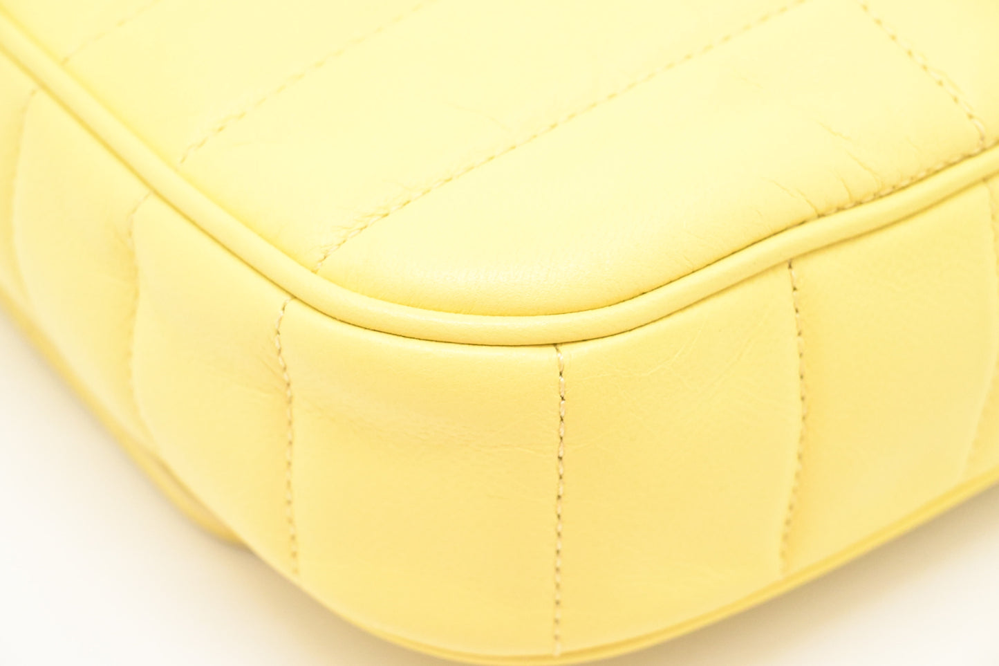 Celine Chain Shoulder Bag in Yellow Leather