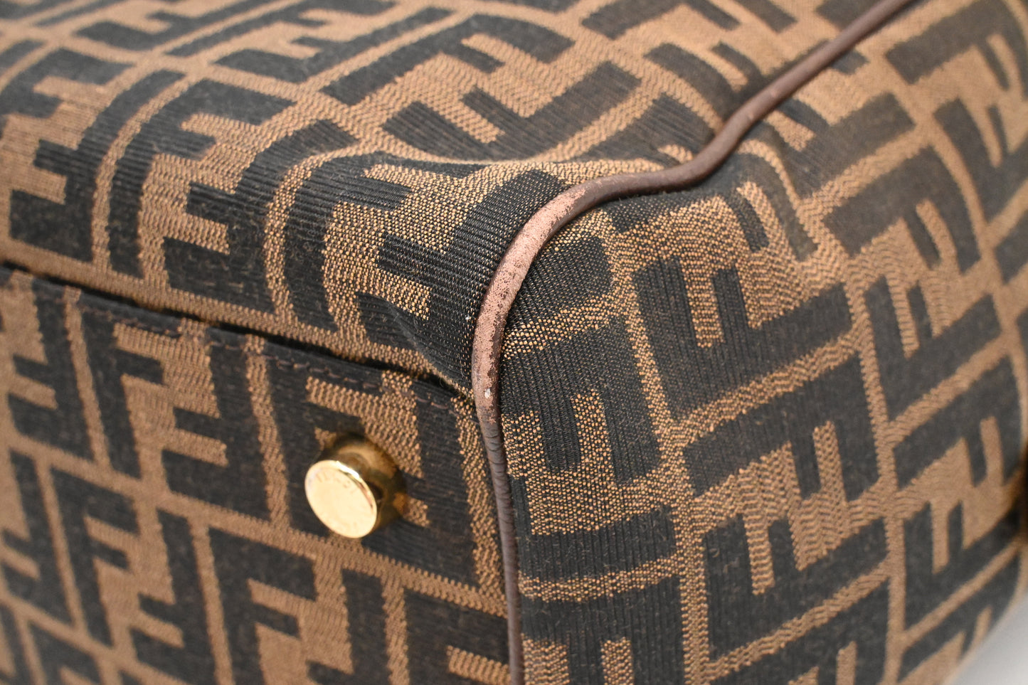 Fendi Shoulder Bag in Zucca Canvas
