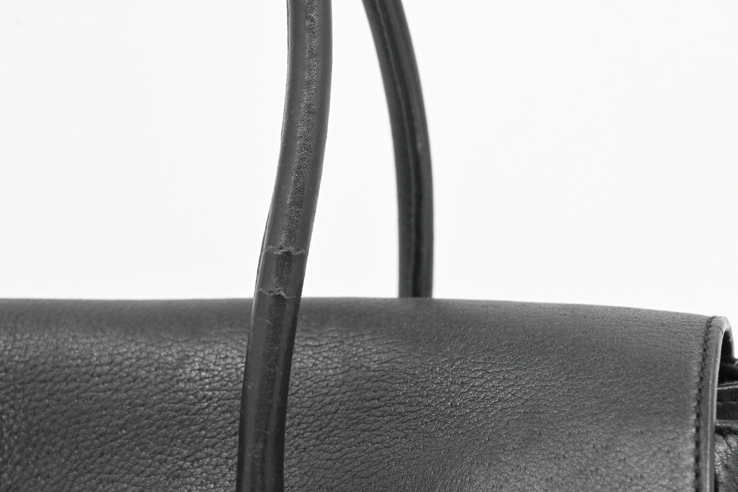 Ferragamo Ganicini Shoulder Bag in Black Boarskin Leather