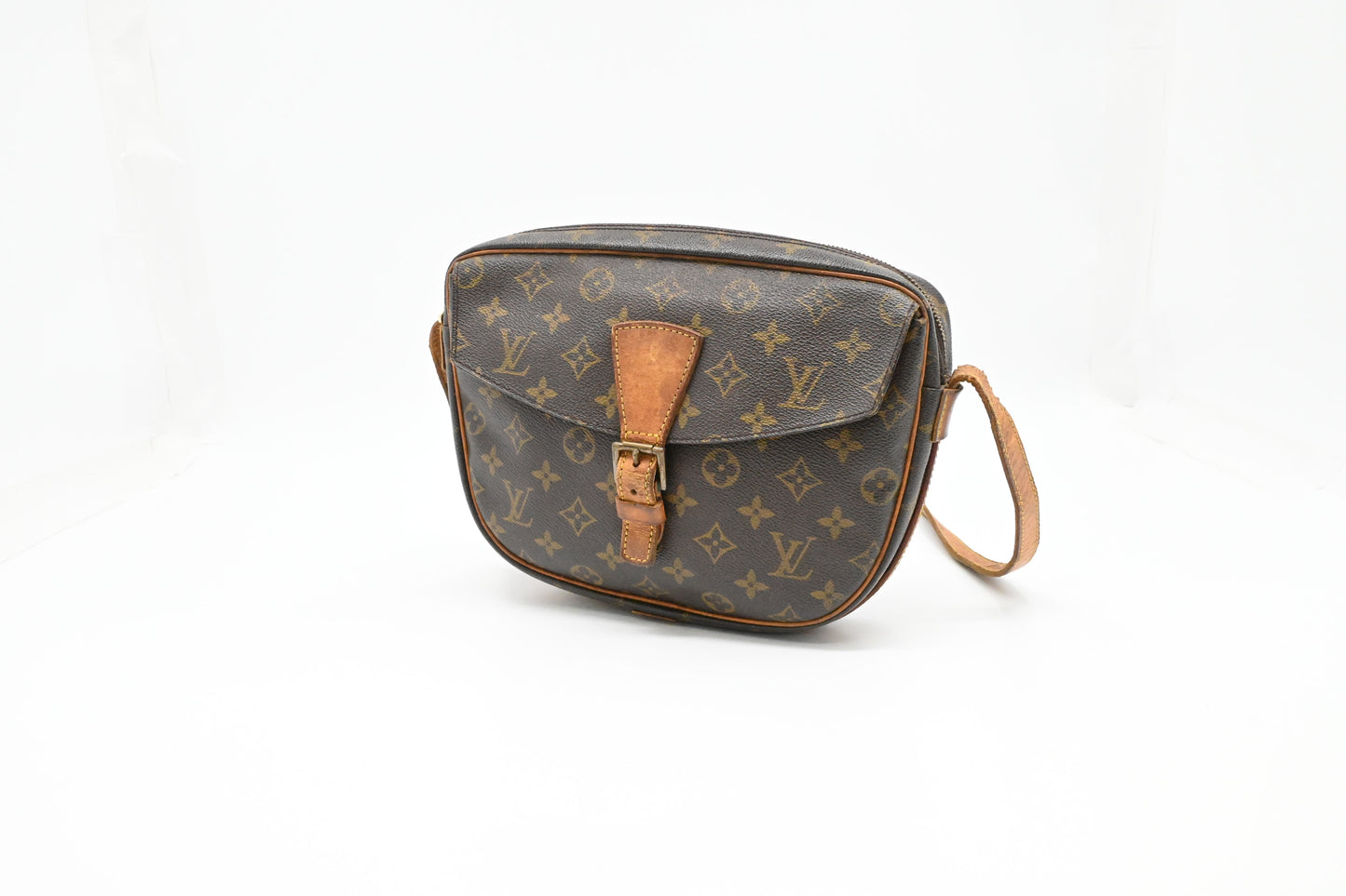 Louis Vuitton Jeune Fille in Monogram Canvas