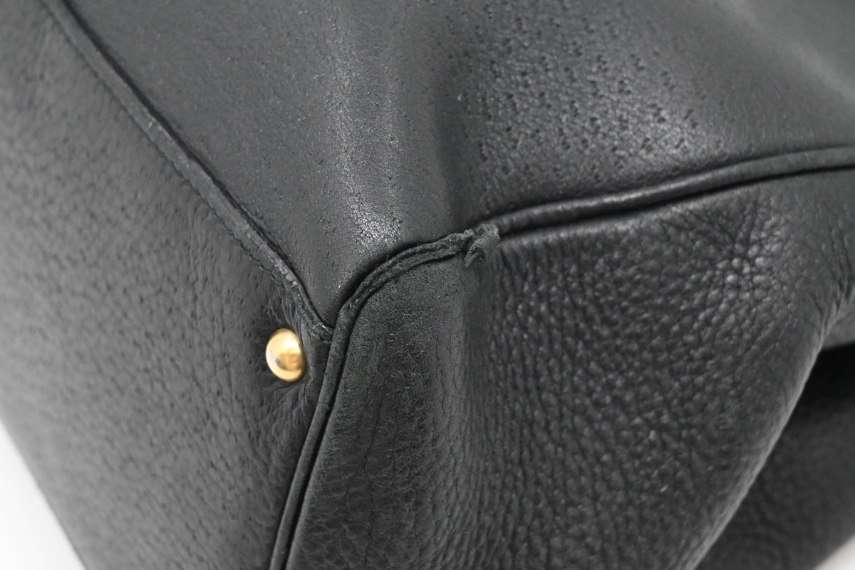 Ferragamo Ganicini Shoulder Bag in Black Boarskin Leather