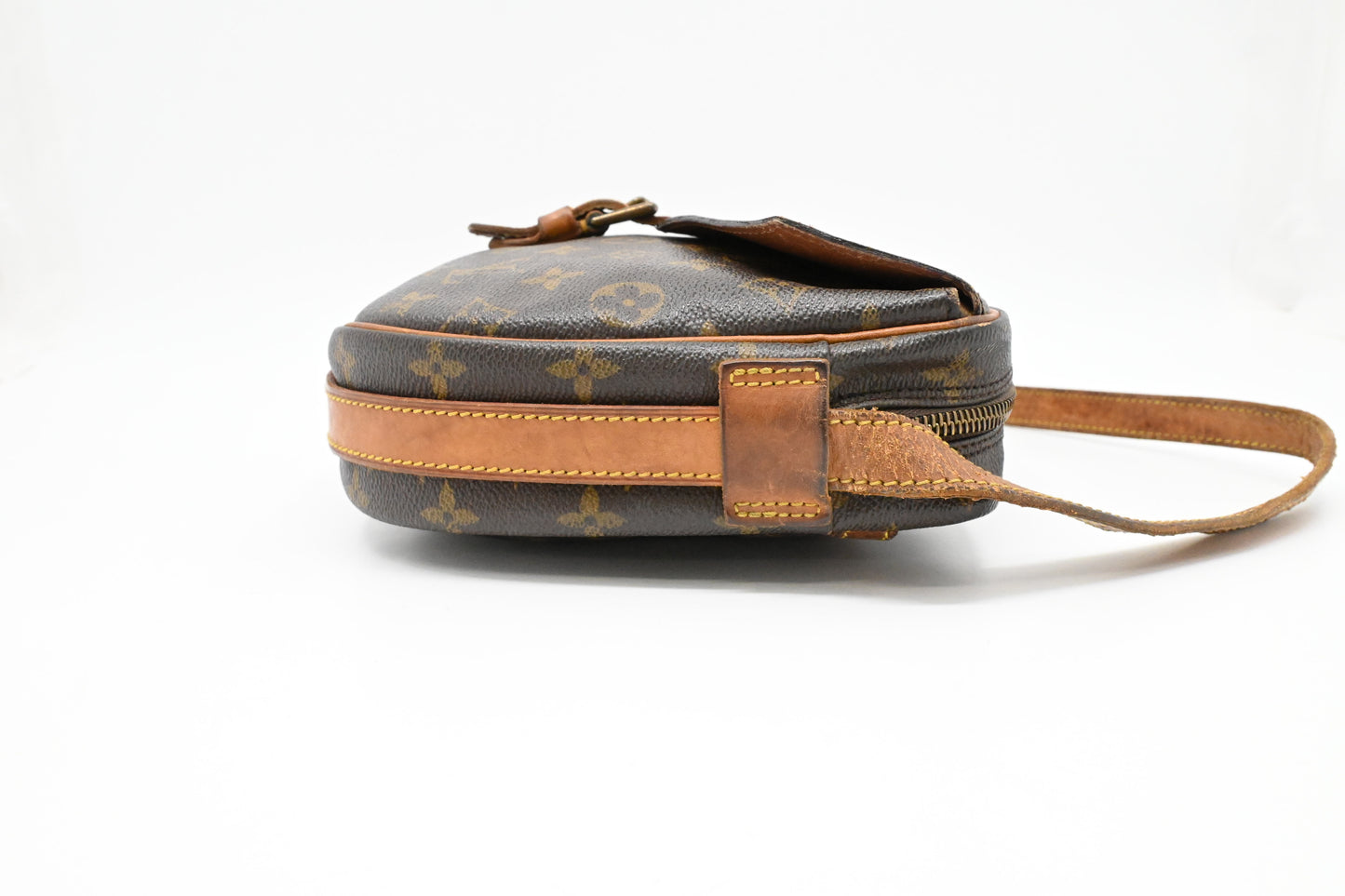 Louis Vuitton Jeune Fille in Monogram Canvas